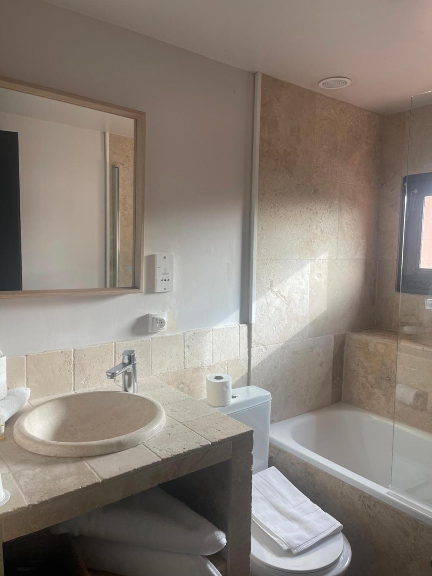 Le Victoria Boutique Hotel Saint-Paul-Trois-Châteaux Dış mekan fotoğraf